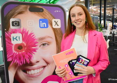 Lieke van den Eijnden from Kas Magazine was at the fair to promote the magazine.